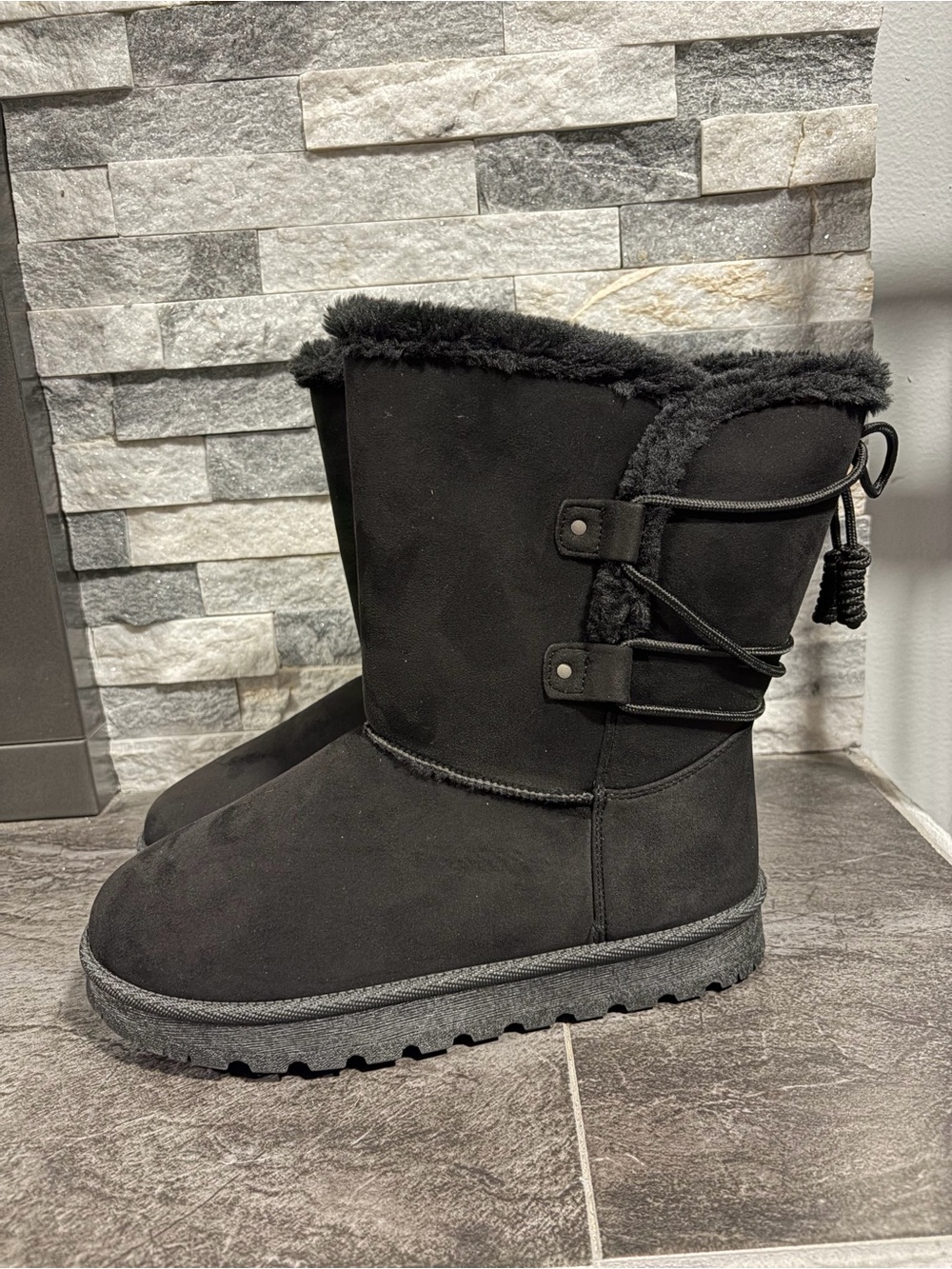 Women's Black Faux-Suede Fleece-Lined Winter Boots